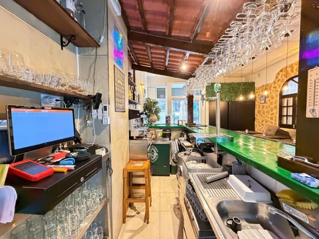 Local comercial 57m² en venta - Estacion de autobuses - foto 11