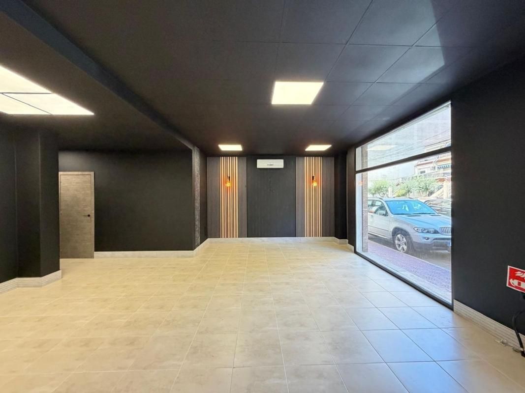 Local comercial 121m² en venta - Estacion de autobuses - foto 12