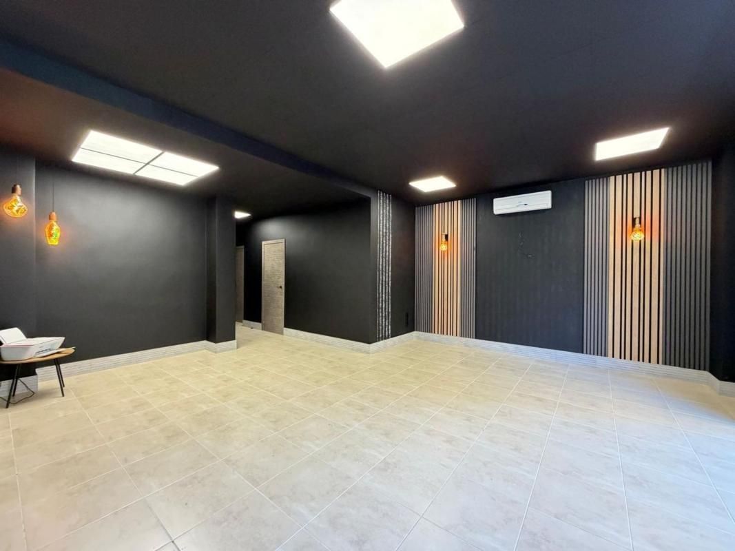 Local comercial 121m² en venta - Estacion de autobuses - foto 13