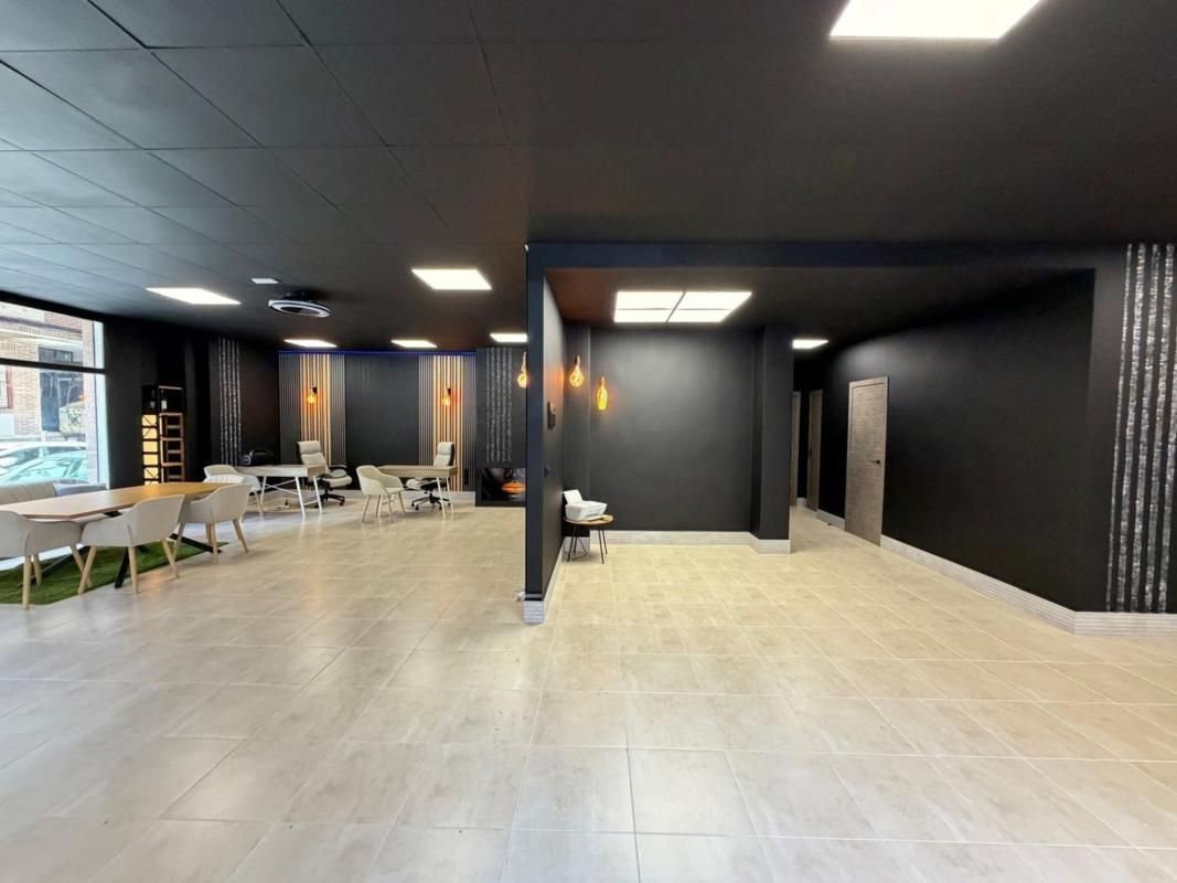Local comercial 121m² en venta - Estacion de autobuses - foto 14