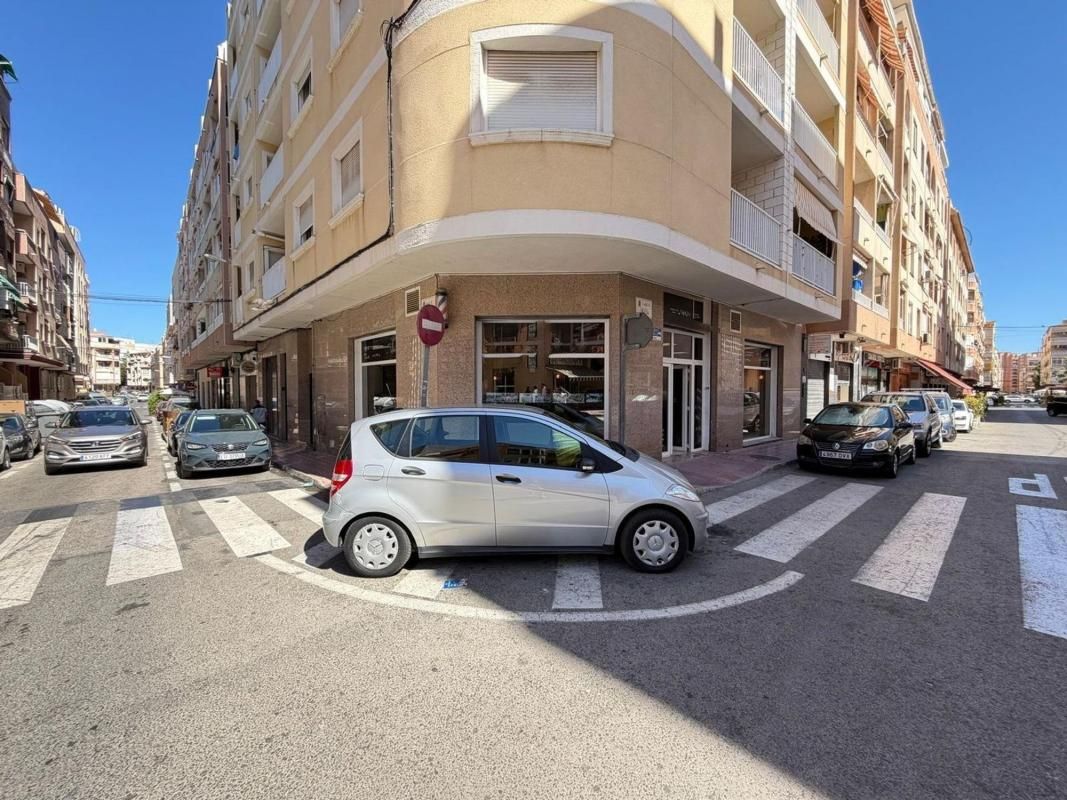 Local comercial 121m² en venta - Estacion de autobuses - foto 28