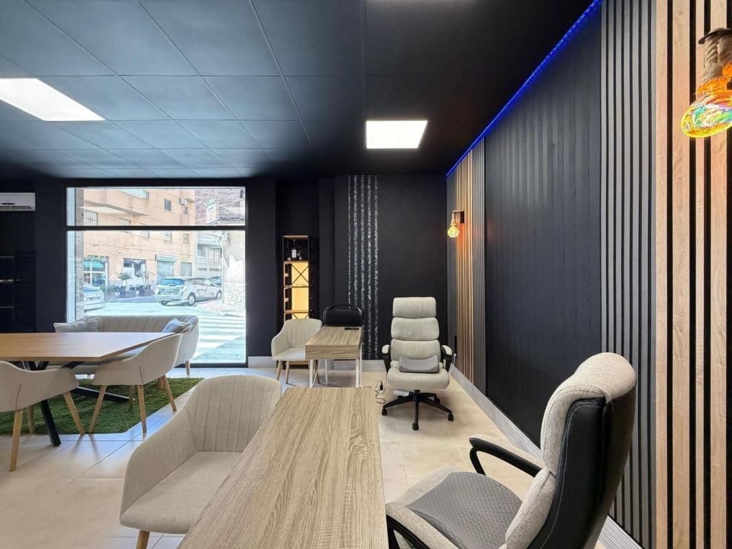 Local comercial 121m² en venta - Estacion de autobuses - foto 9