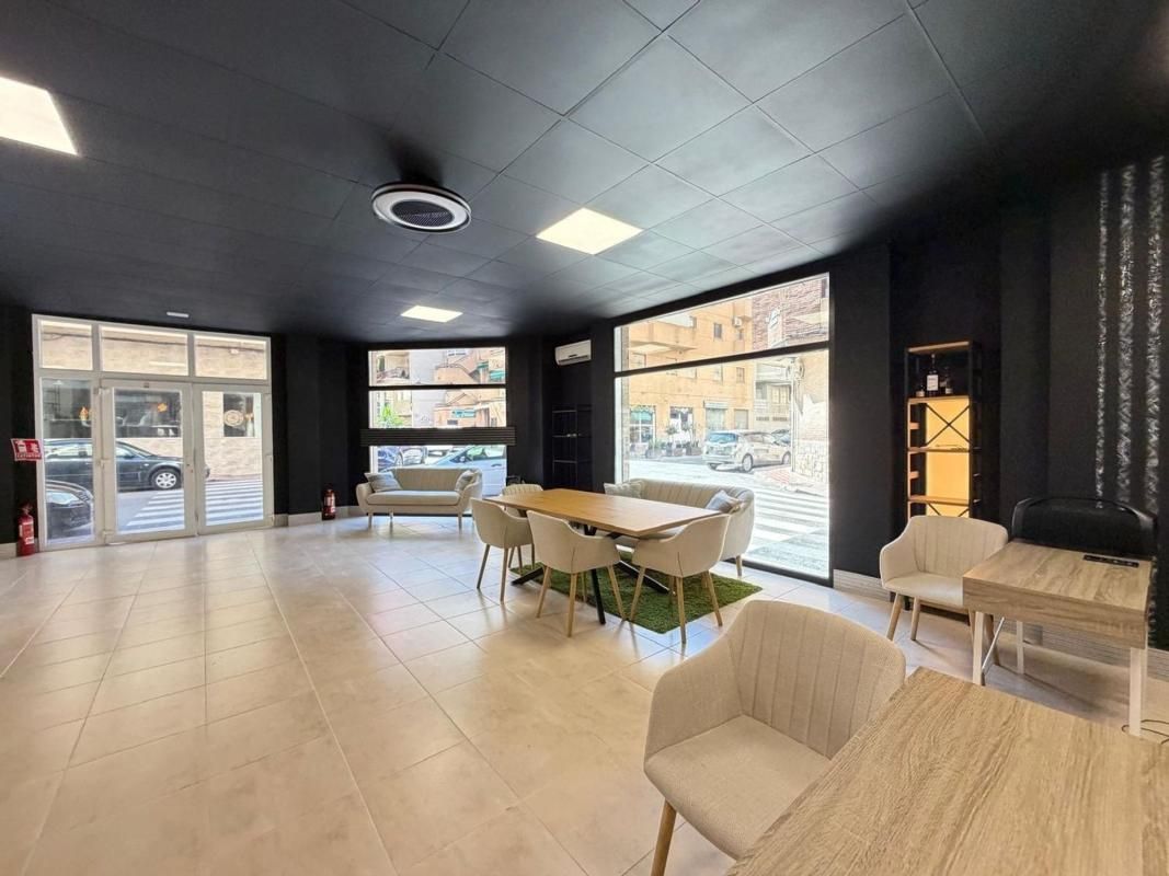 Local comercial 121m² en venta - Estacion de autobuses - foto 10