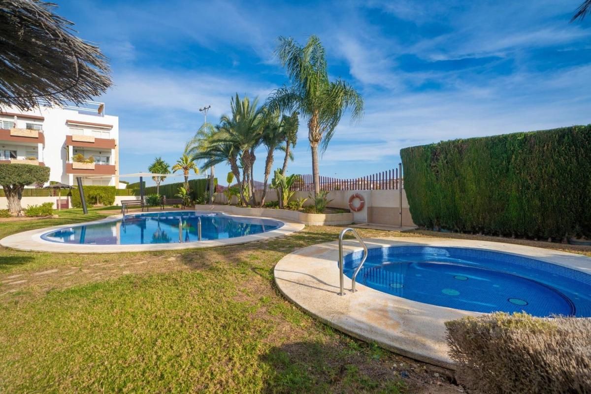 Apartamento 2 habitaciones 66m² en venta - Punta Prima - foto 30