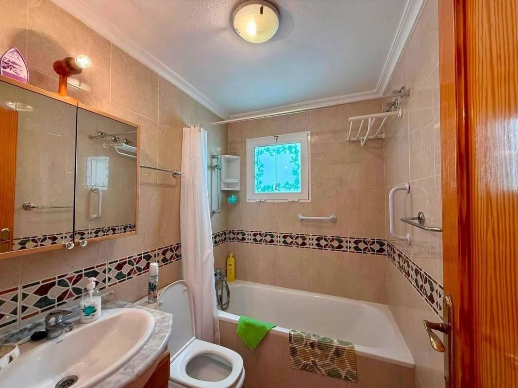 Apartamento 2 habitaciones 64m² en venta - Estacion de autob - foto 7