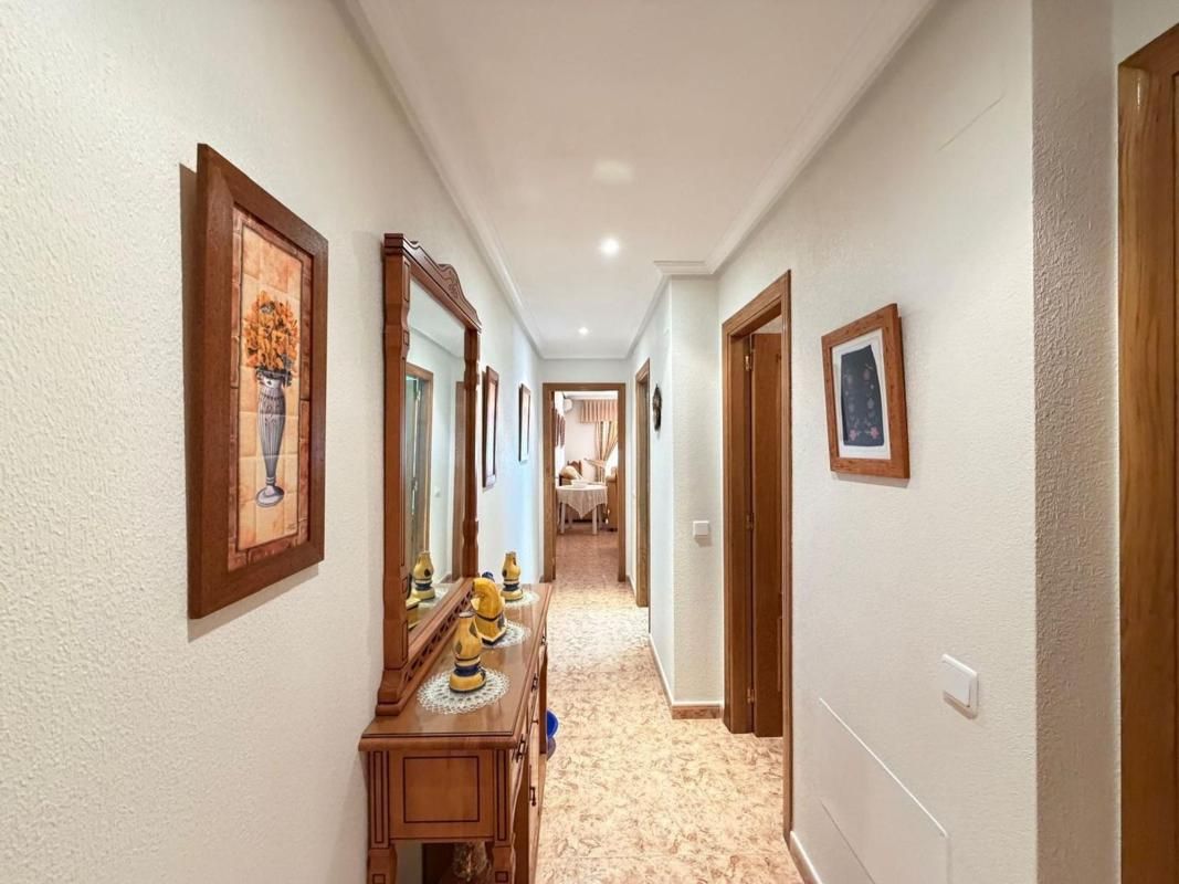 Apartamento 3 habitaciones 79m² en venta - Estacion de autob - foto 4
