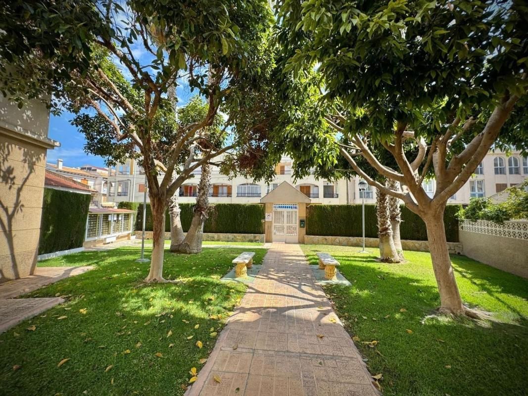 Apartamento 2 habitaciones 55m² en venta - Estacion de autob - foto 11