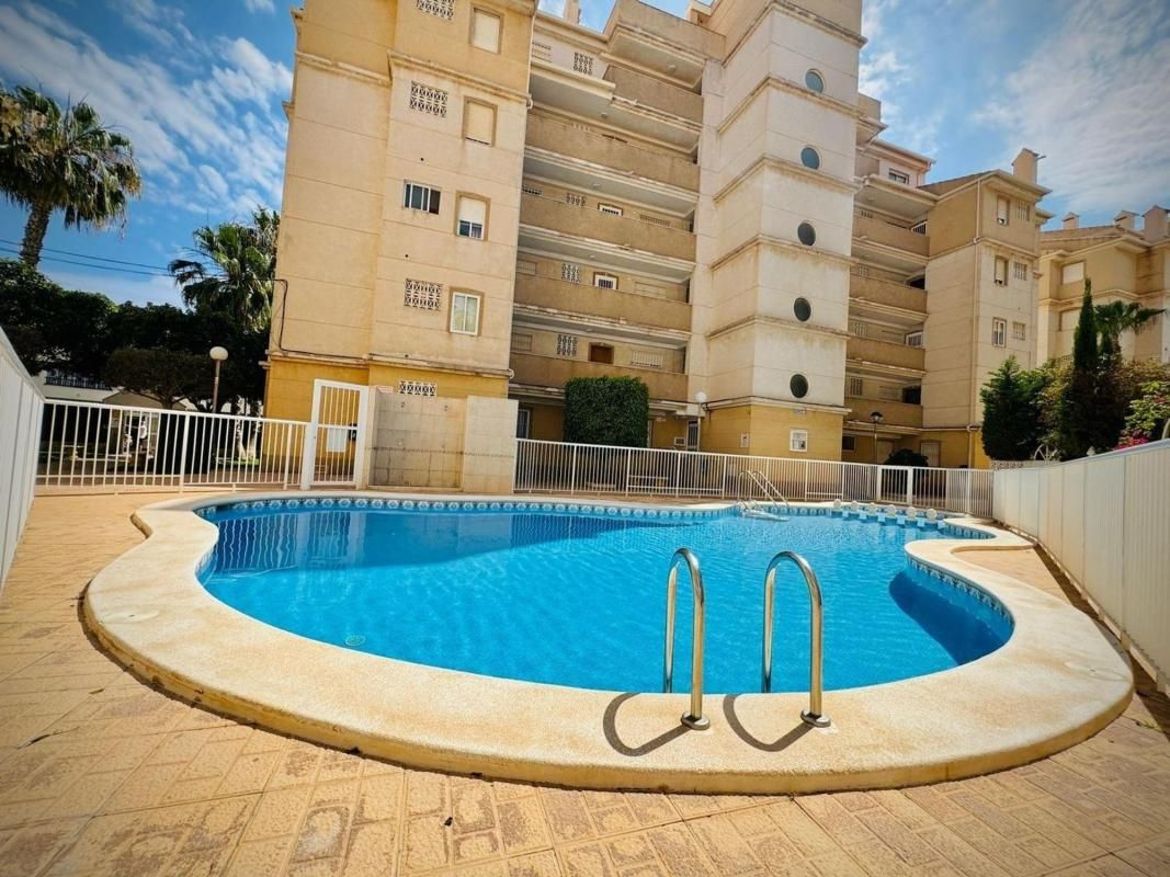 Apartamento 2 habitaciones 55m² en venta - Estacion de autob - foto 12