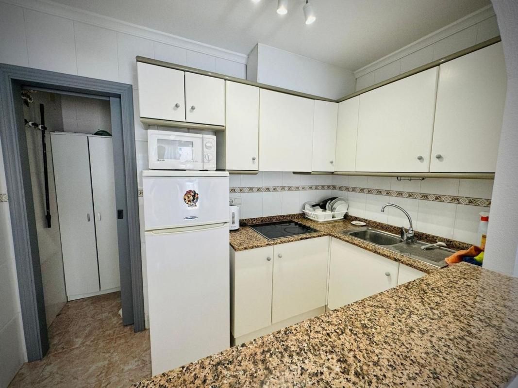 Apartamento 2 habitaciones 55m² en venta - Estacion de autob - foto 4
