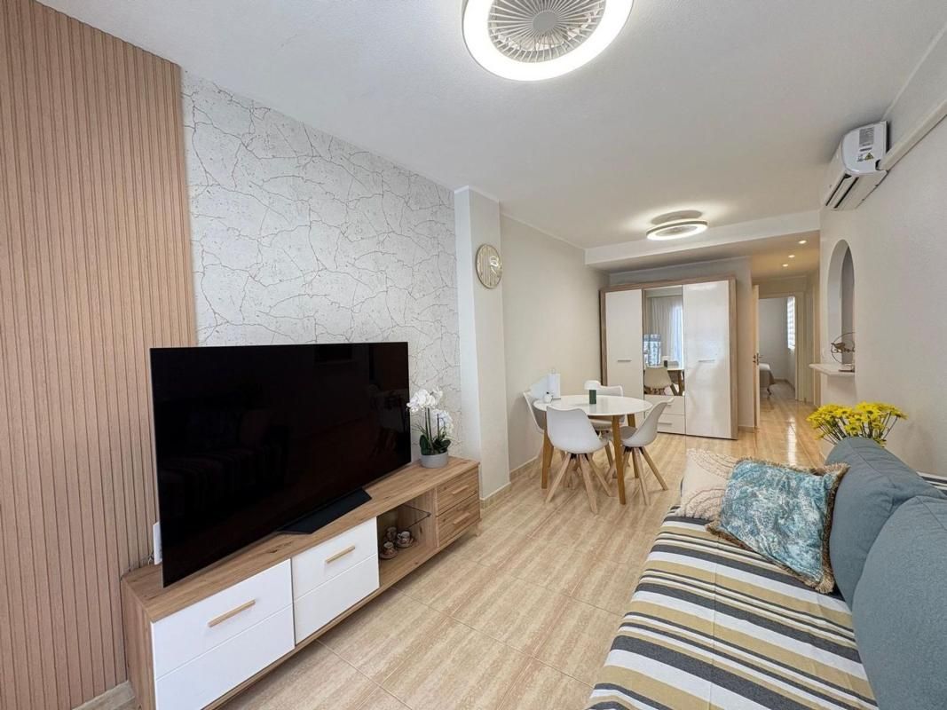 Apartamento 2 habitaciones 80m² en venta - Estacion de autob