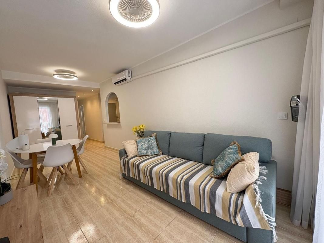 Apartamento 2 habitaciones 80m² en venta - Estacion de autob - foto 4