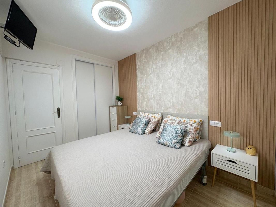 Apartamento 2 habitaciones 80m² en venta - Estacion de autob - foto 7