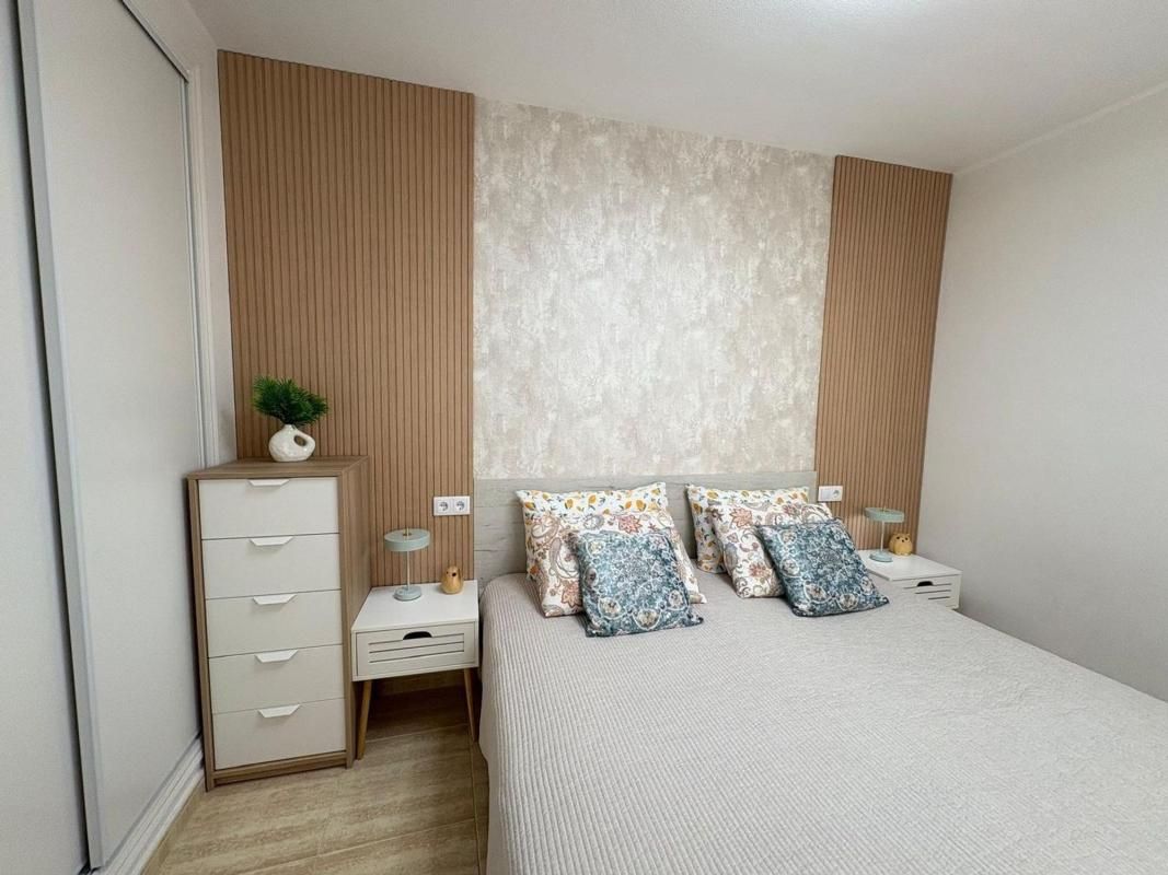 Apartamento 2 habitaciones 80m² en venta - Estacion de autob - foto 8