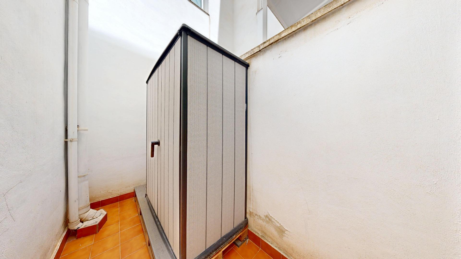 Planta baja de 3 dormitorios con piscina comunitaria y aire  - foto 26