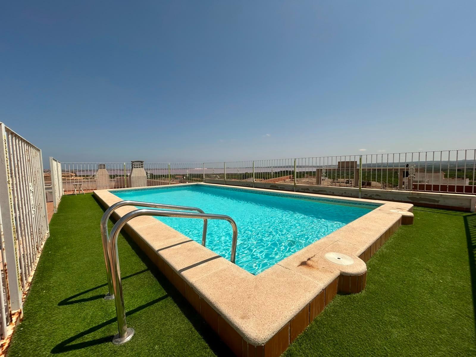 Planta baja de 3 dormitorios con piscina comunitaria y aire  - foto 40