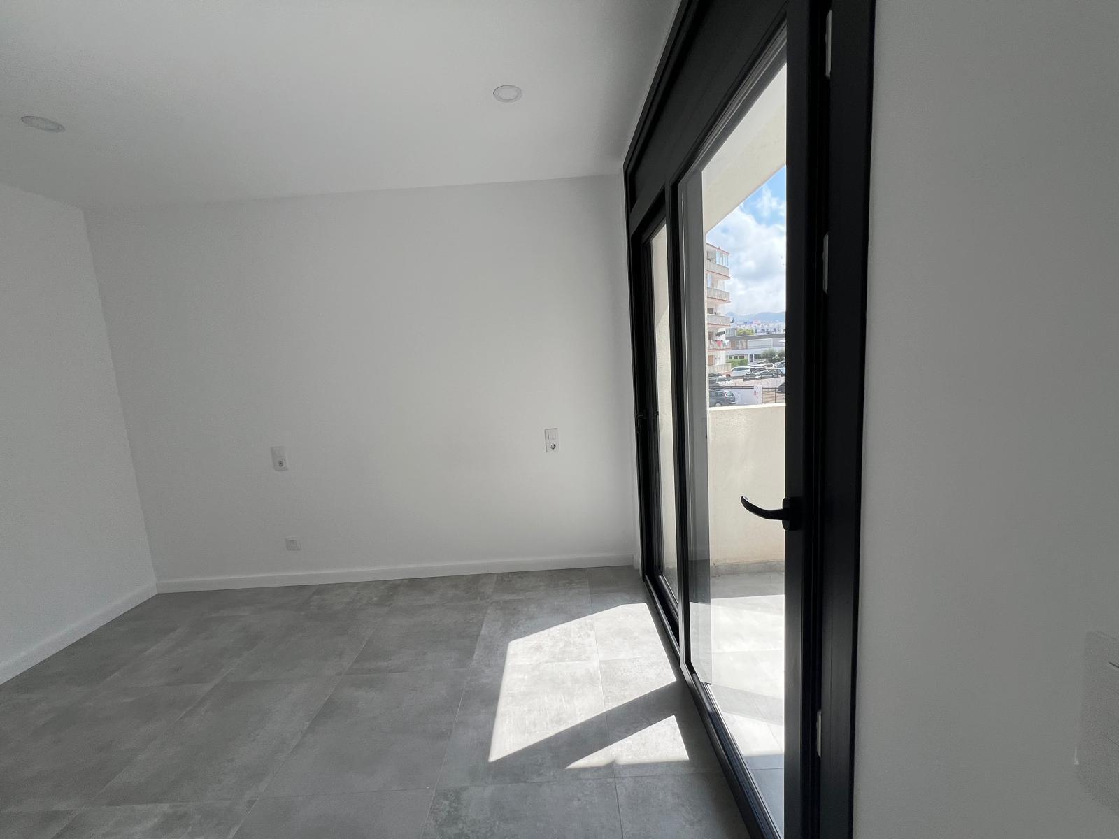 Apartamento moderno con gran terraza en Santa Margarita - foto 32