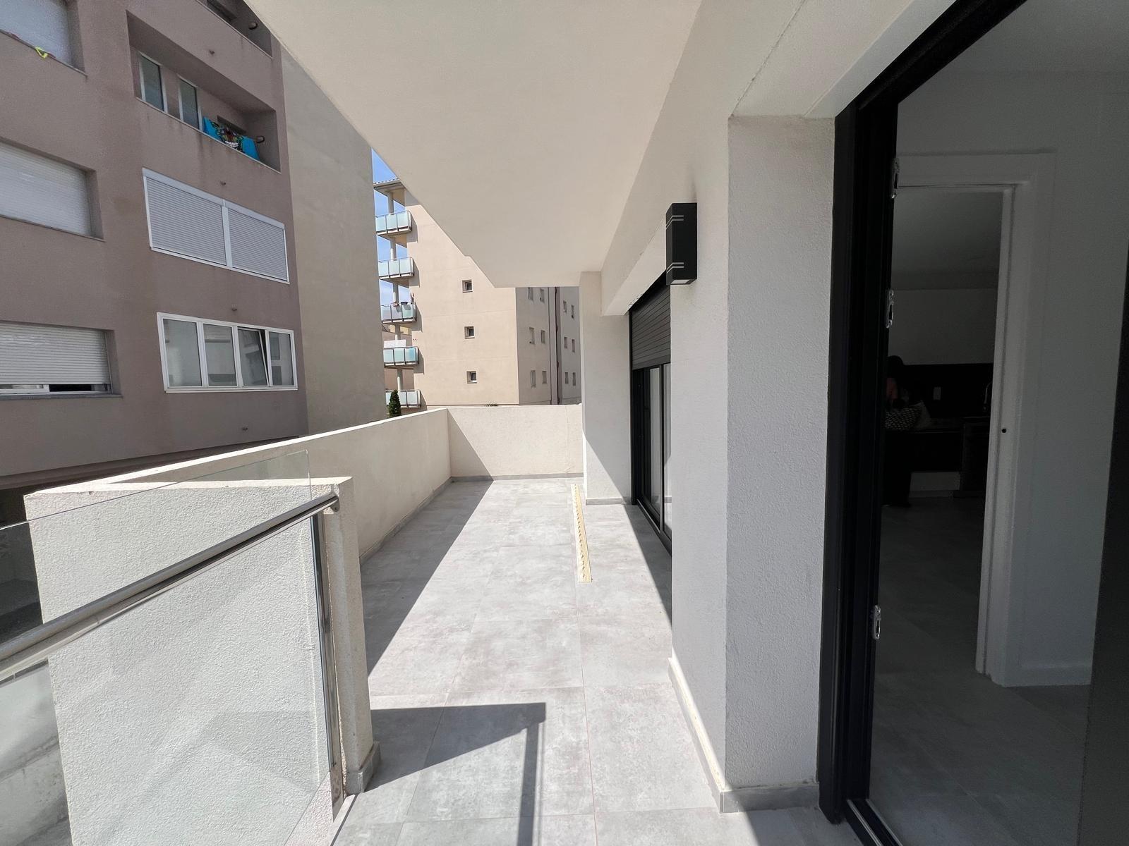 Apartamento moderno con gran terraza en Santa Margarita - foto 7