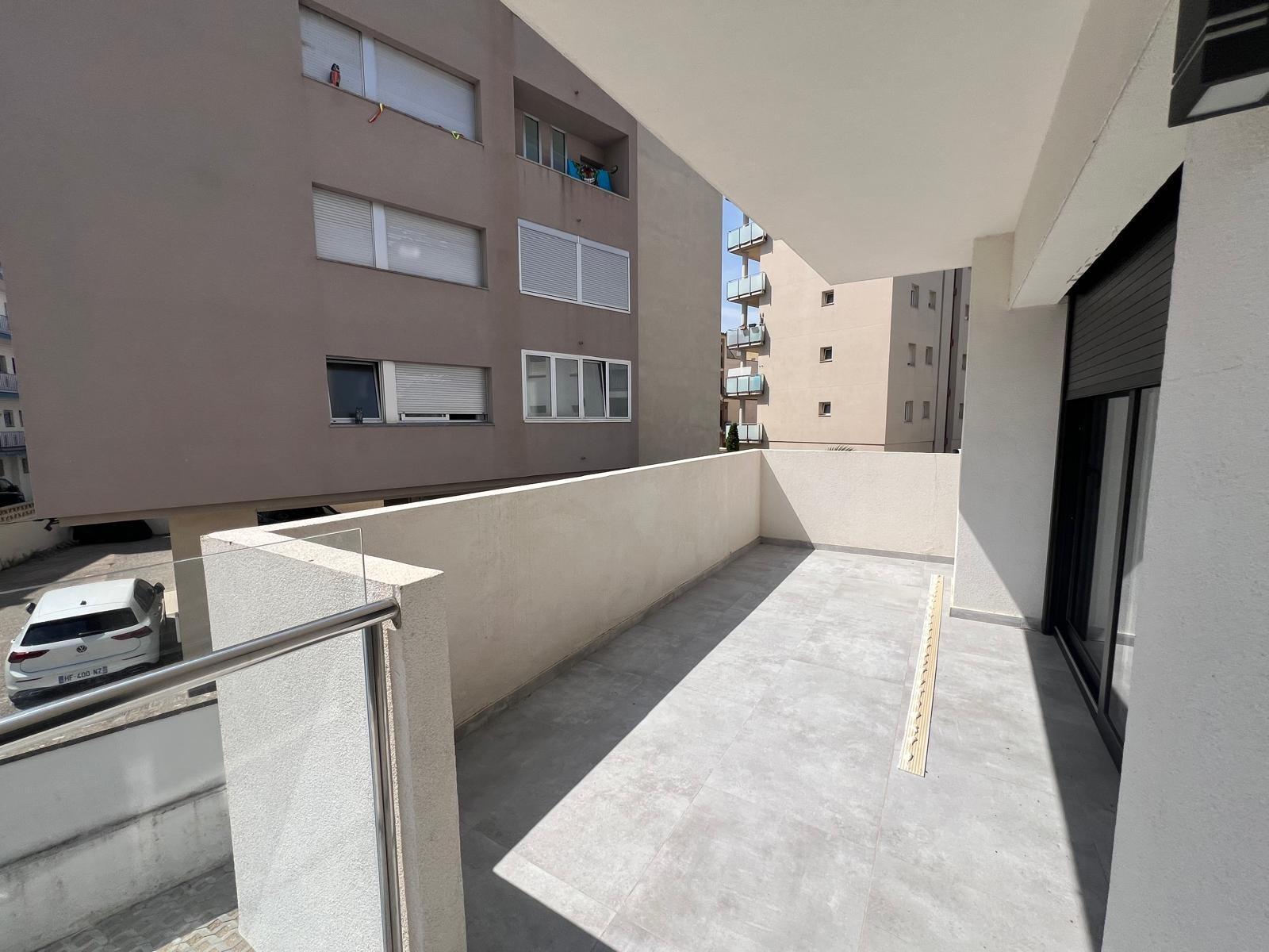 Apartamento moderno con gran terraza en Santa Margarita - foto 8