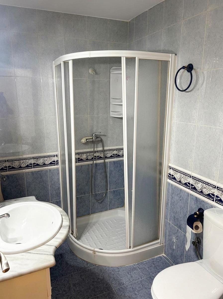 Piso en alquiler en Av. Juan Pablo II, 8, Granada | Luminoso - foto 13