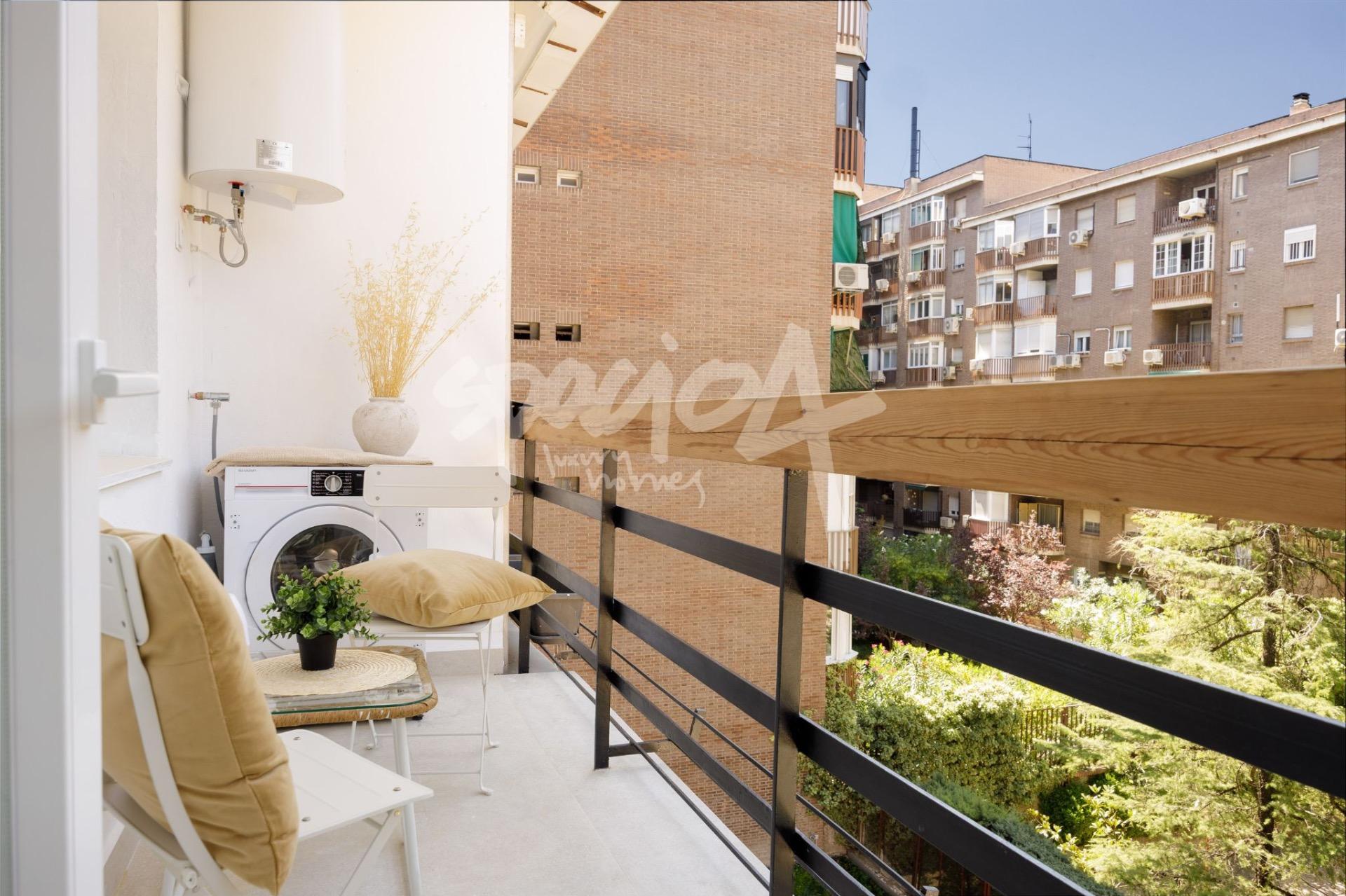 Piso en venta en Retiro, Madrid, con terraza y orientación s - foto 2