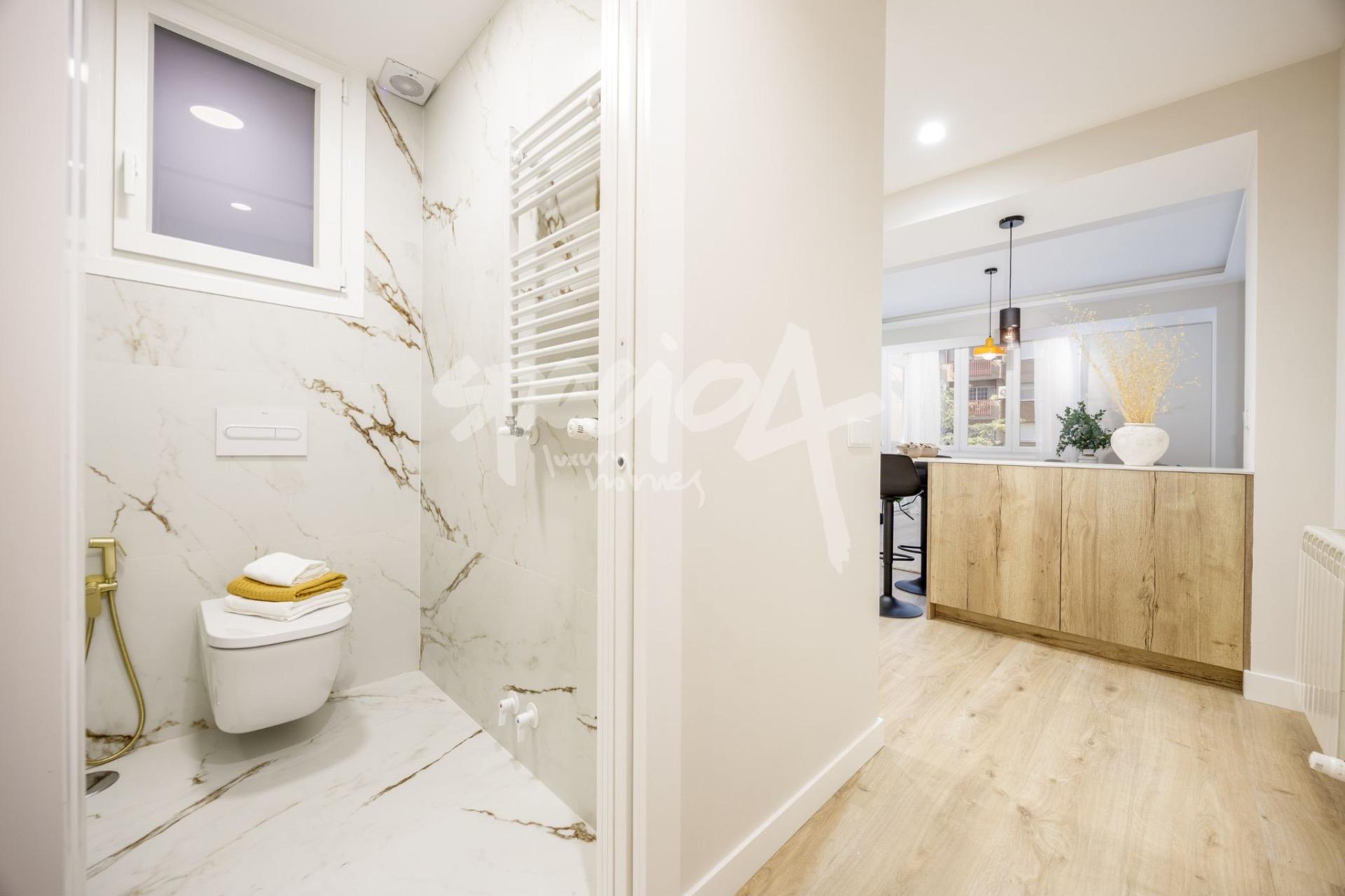 Piso en venta en Retiro, Madrid, con terraza y orientación s - foto 17