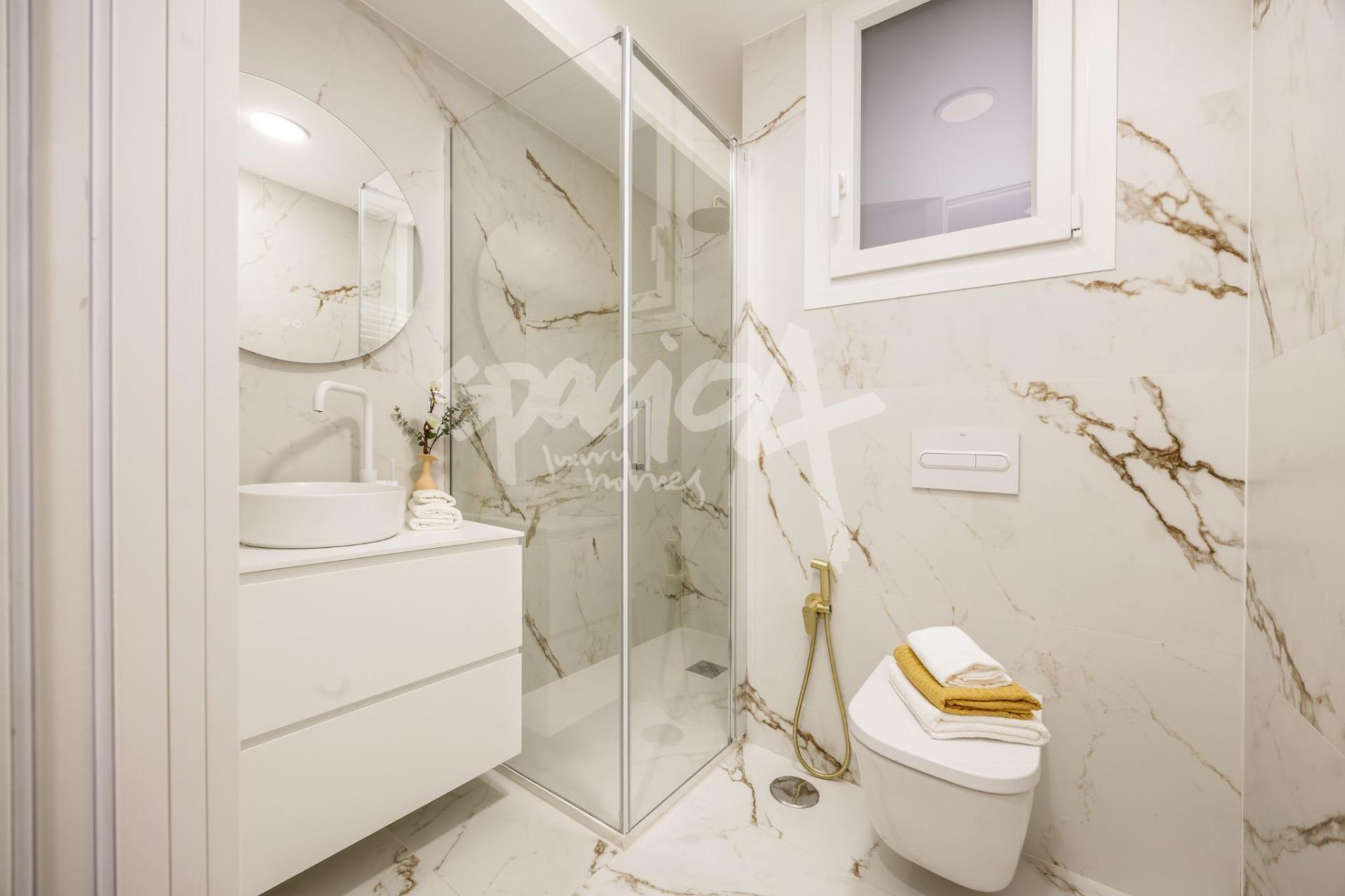 Piso en venta en Retiro, Madrid, con terraza y orientación s - foto 19