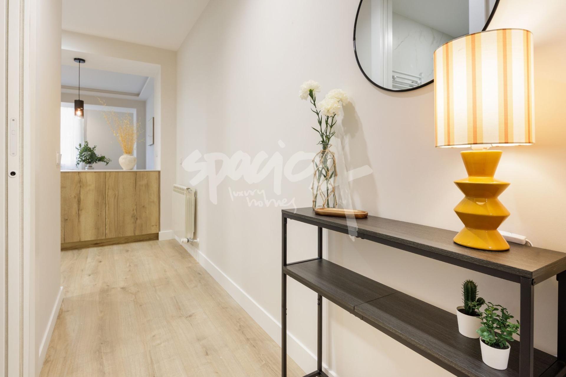 Piso en venta en Retiro, Madrid, con terraza y orientación s - foto 3