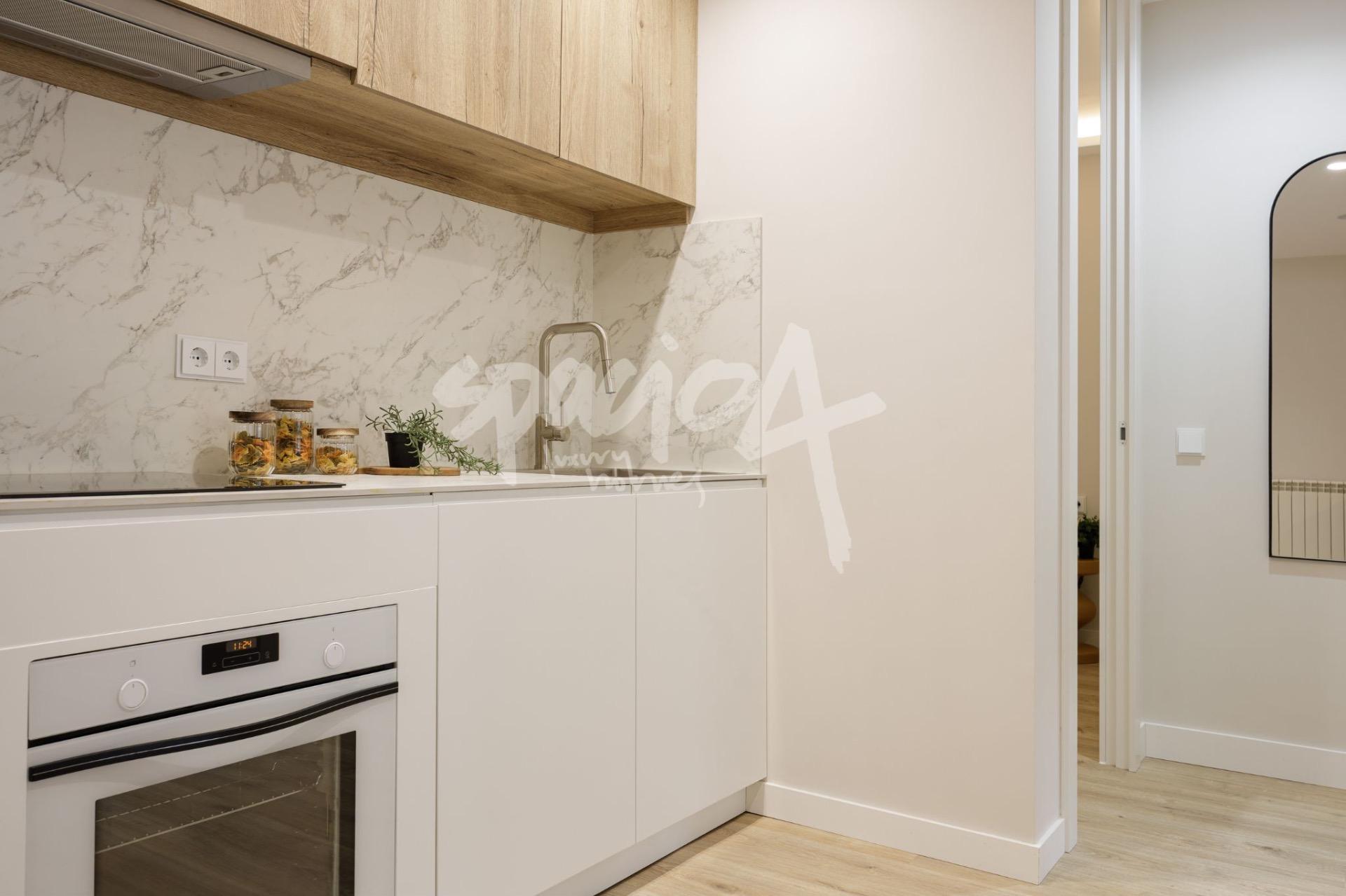 Piso en venta en Retiro, Madrid, con terraza y orientación s - foto 31