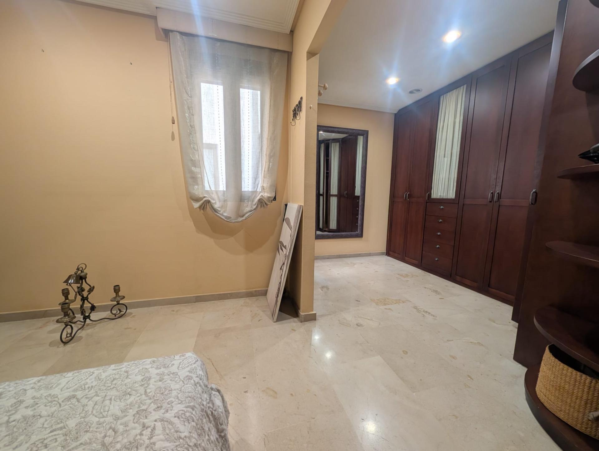 ¡Tu VIVIENDA CON 4 DORMITORIOS en el corazón de Elche! - foto 21