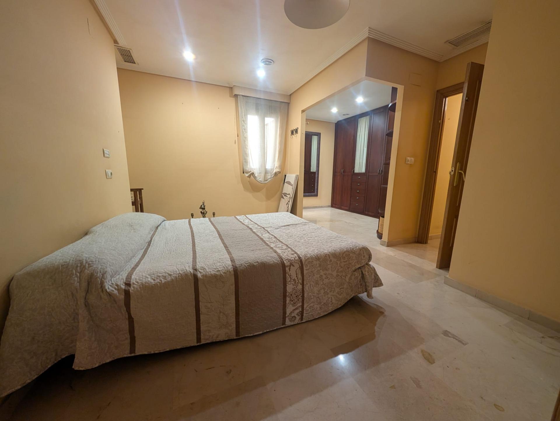 ¡Tu VIVIENDA CON 4 DORMITORIOS en el corazón de Elche! - foto 22