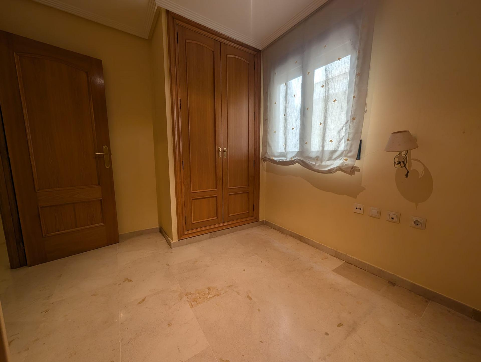 ¡Tu VIVIENDA CON 4 DORMITORIOS en el corazón de Elche! - foto 26