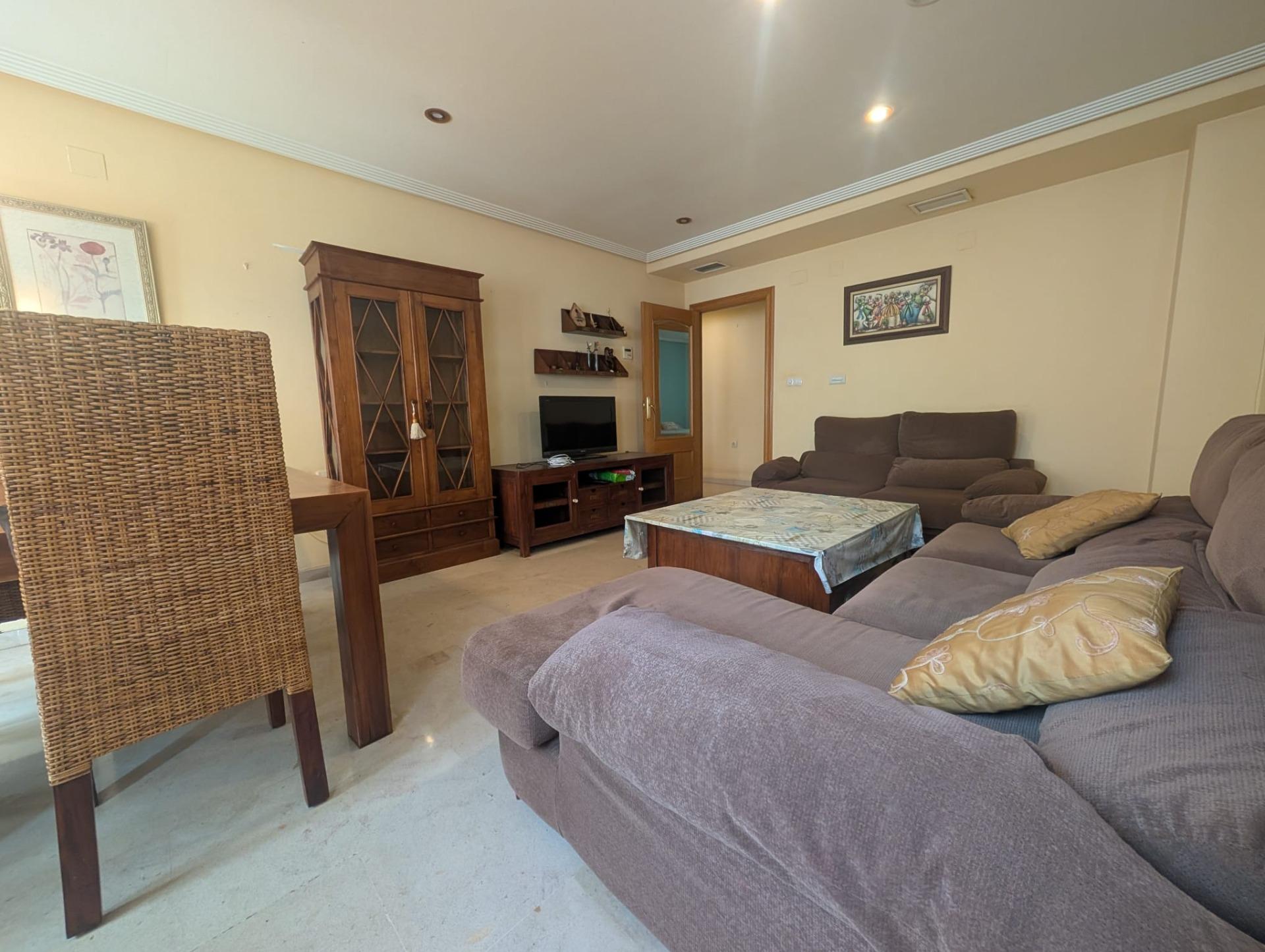 ¡Tu VIVIENDA CON 4 DORMITORIOS en el corazón de Elche! - foto 38