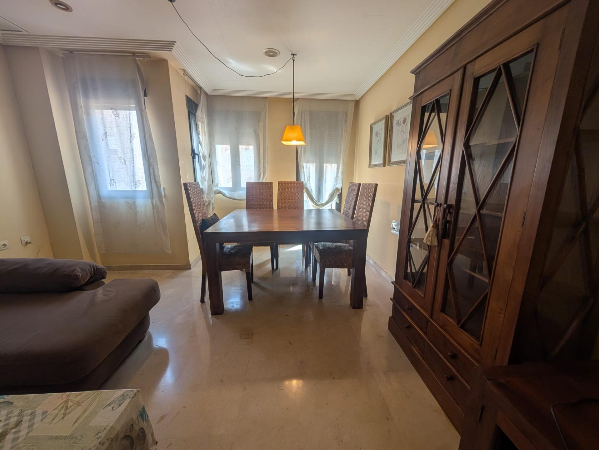 ¡Tu VIVIENDA CON 4 DORMITORIOS en el corazón de Elche! - foto 39