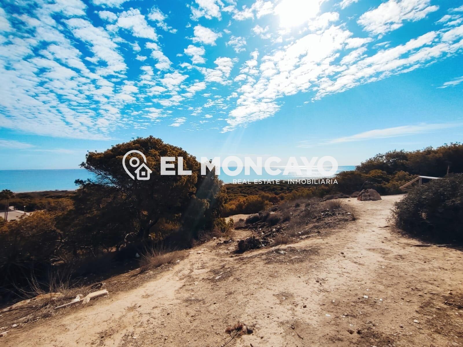 Maravilloso apartamento con vistas al mar en Guardamar del S - foto 25