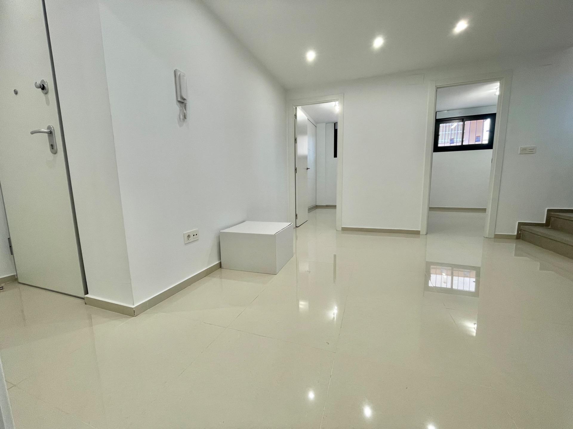 Planta baja 4 habitaciones 115m² en venta - Playa Levante - foto 22