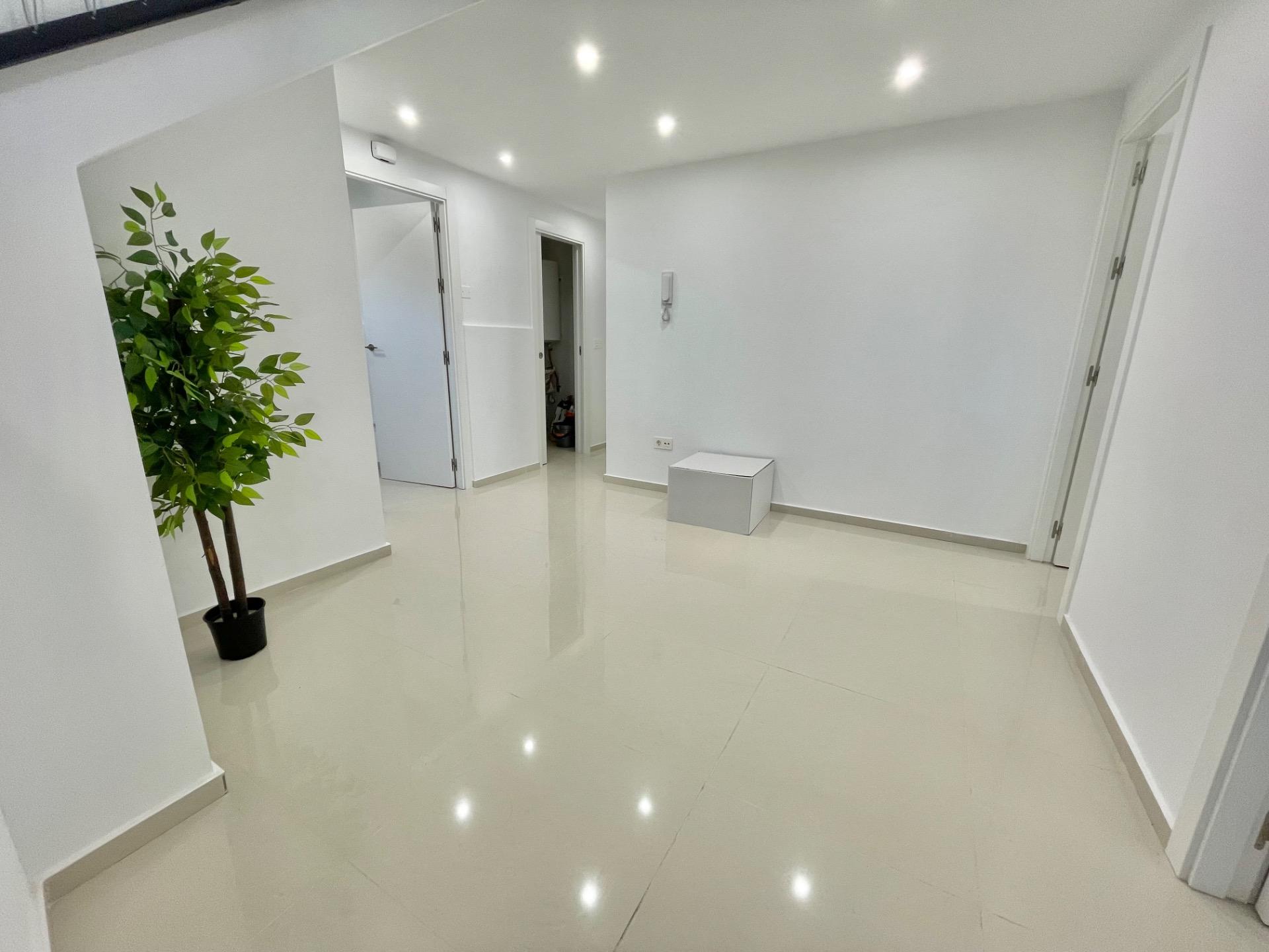 Planta baja 4 habitaciones 115m² en venta - Playa Levante - foto 25