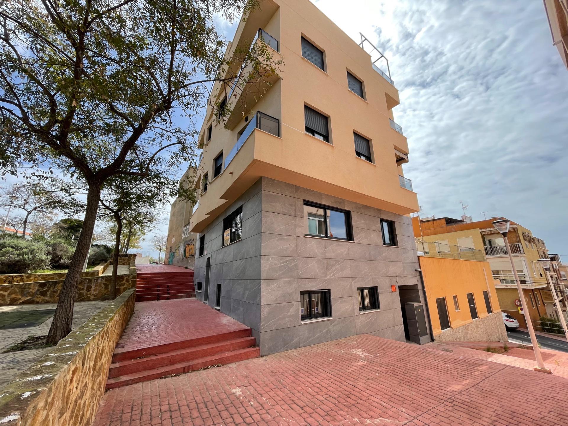 Planta baja 4 habitaciones 115m² en venta - Playa Levante - foto 30