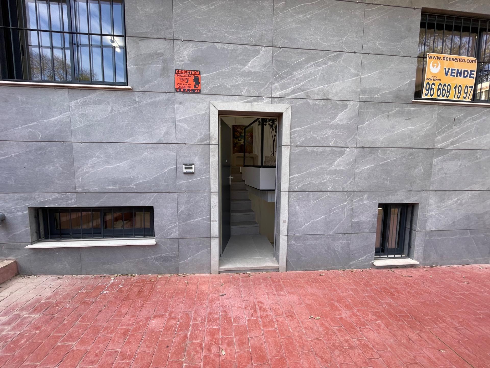 Planta baja 4 habitaciones 115m² en venta - Playa Levante - foto 31