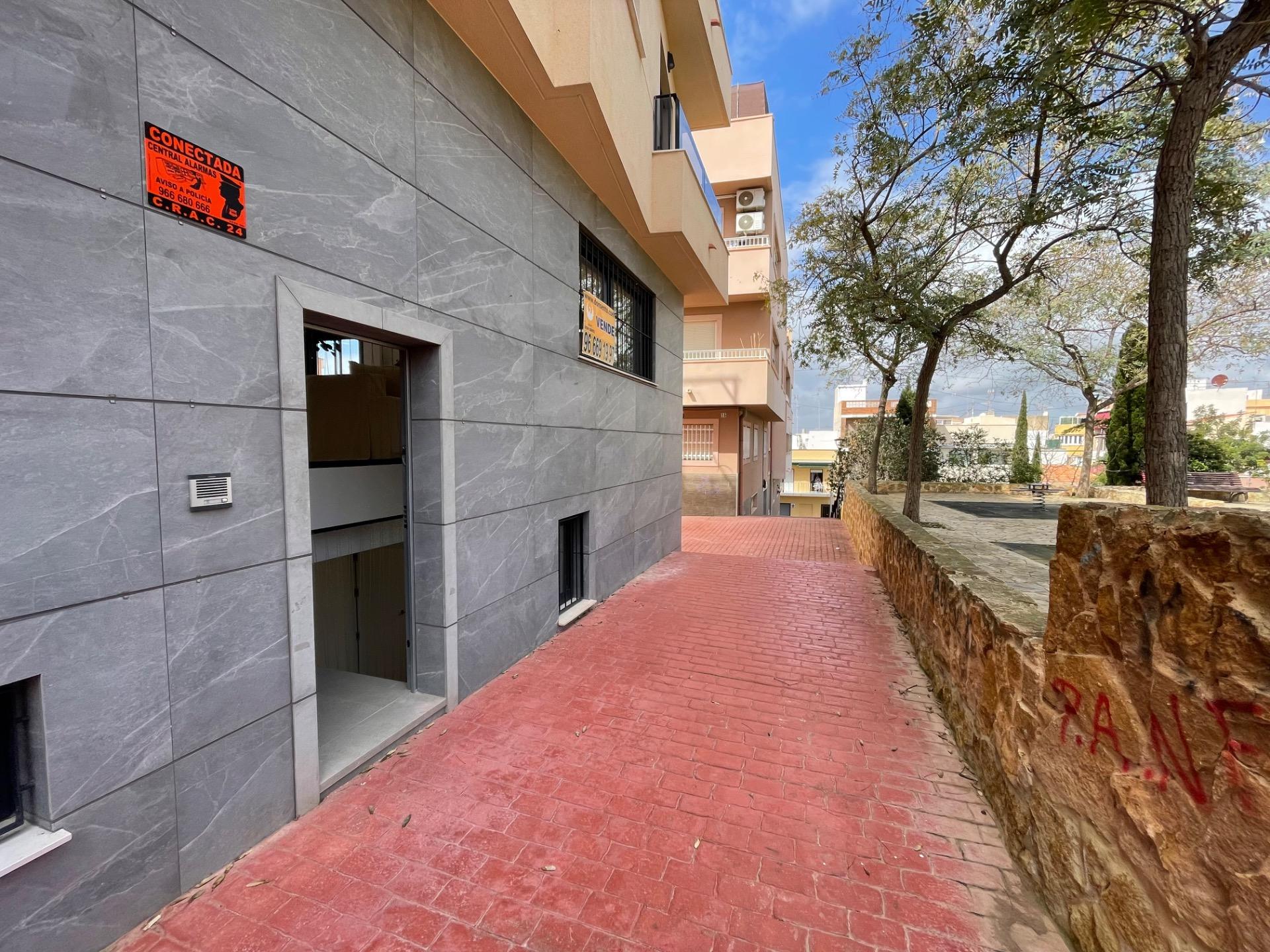 Planta baja 4 habitaciones 115m² en venta - Playa Levante - foto 32