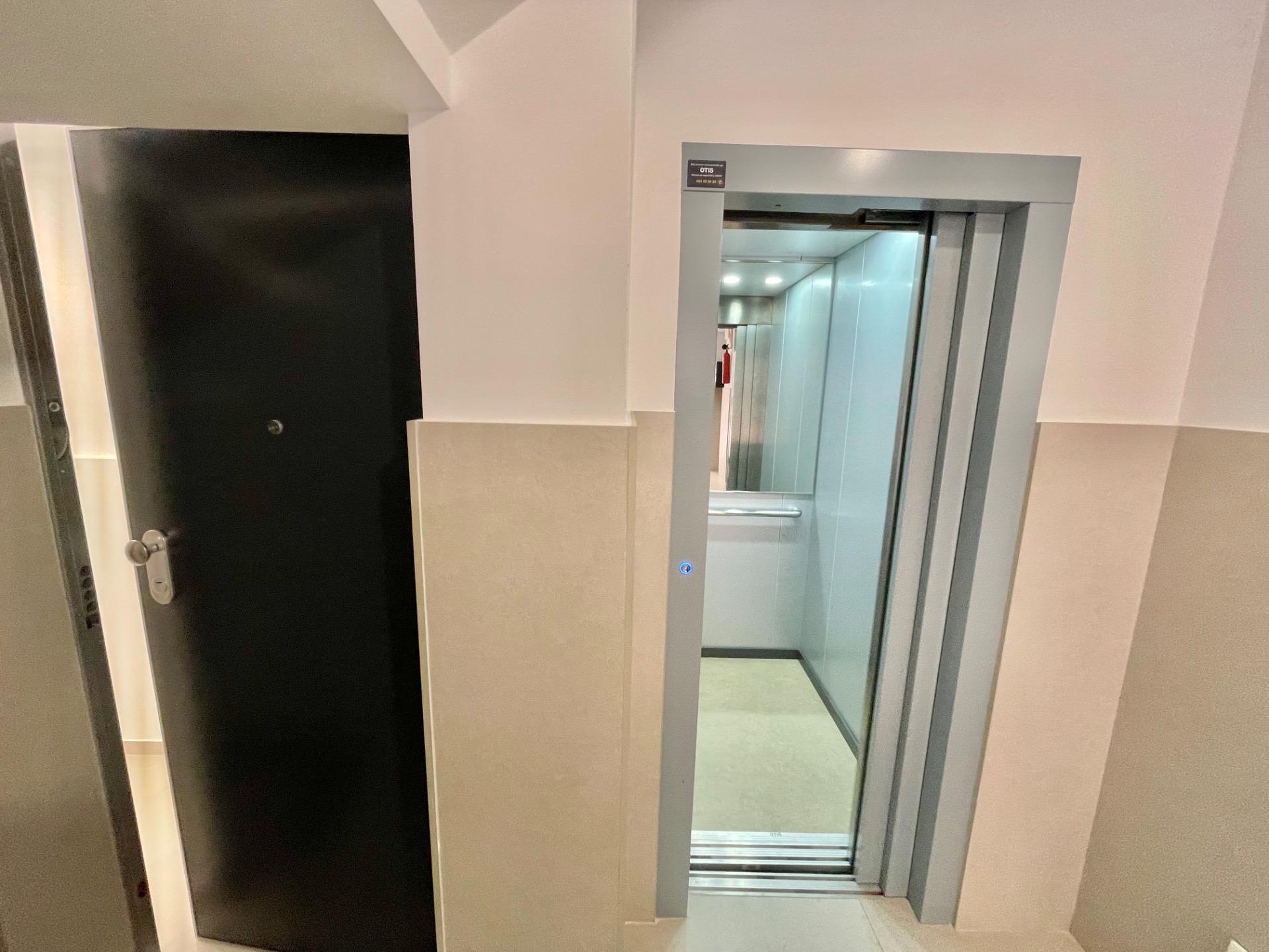 Planta baja 4 habitaciones 115m² en venta - Playa Levante - foto 36