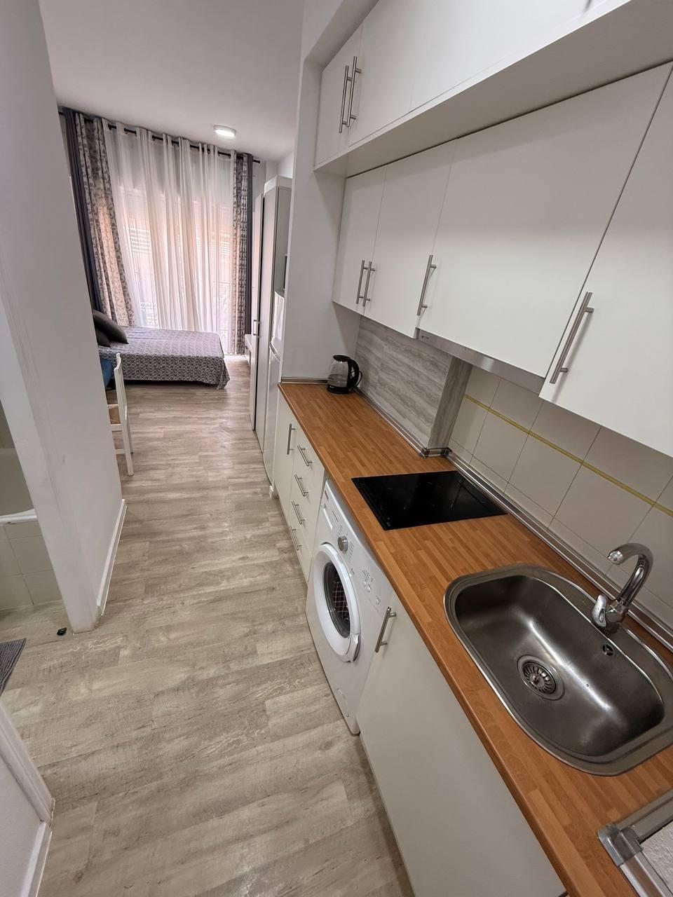 Acogedor Estudio Reformado en Playa del Cura, Torrevieja - foto 8
