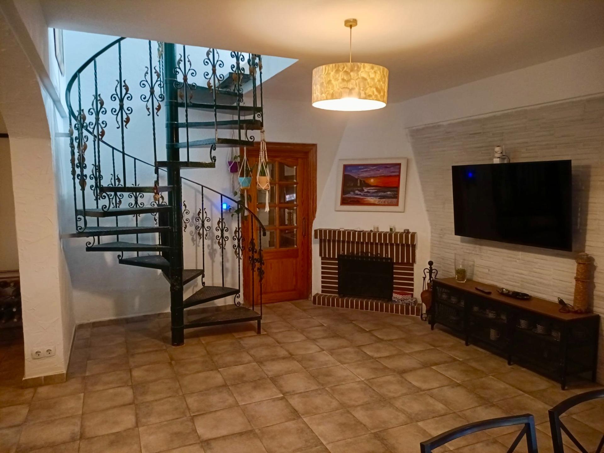 Exclusivo chalet independiente con piscina y gran parcela ur - foto 19