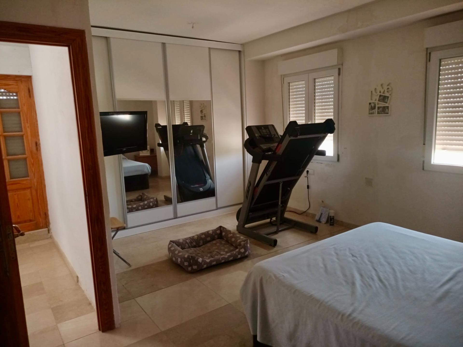 Exclusivo chalet independiente con piscina y gran parcela ur - foto 24