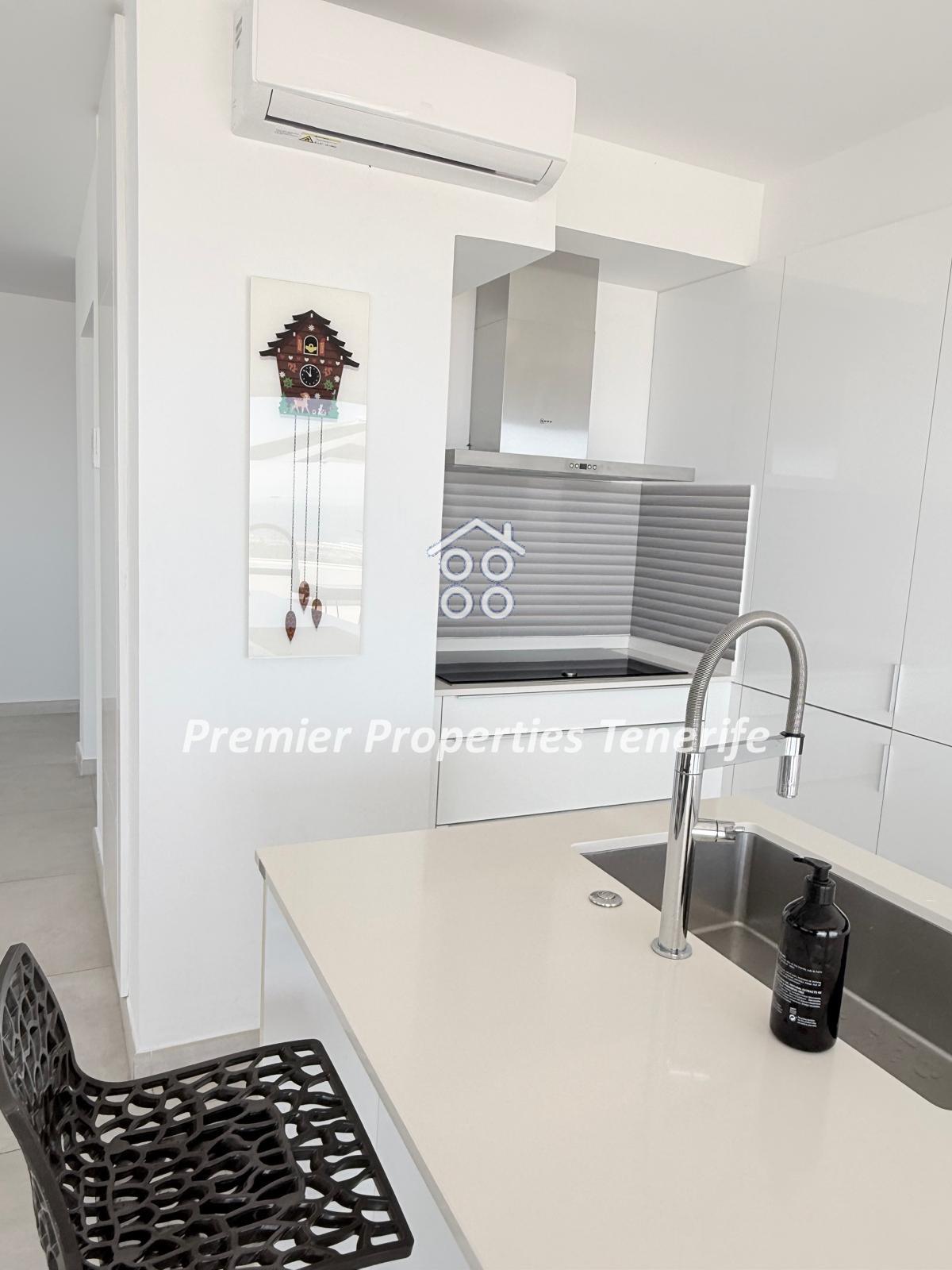 Vivienda adosada de 3 dormitorios, Calderas del Rey, Costa A - foto 7