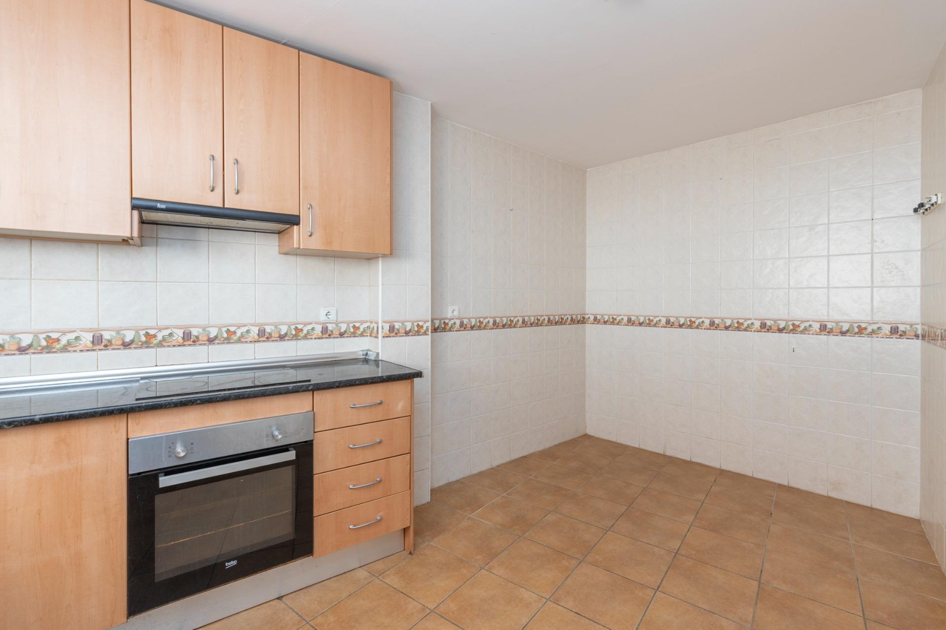 ESPECTACULAR TRIPLEX CON GARAJE Y TRASTERO EN MONACHIL - foto 11