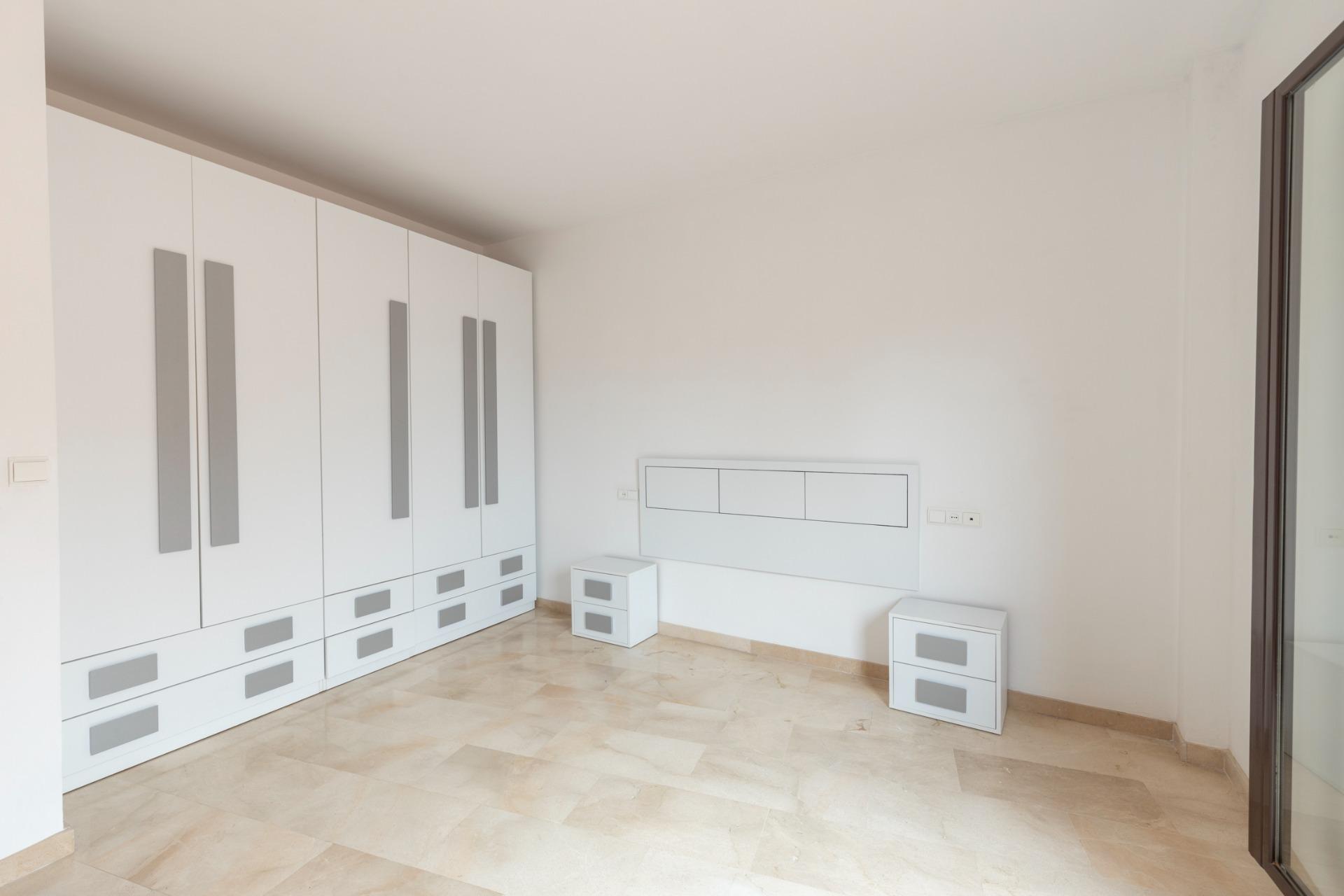 ESPECTACULAR TRIPLEX CON GARAJE Y TRASTERO EN MONACHIL - foto 17