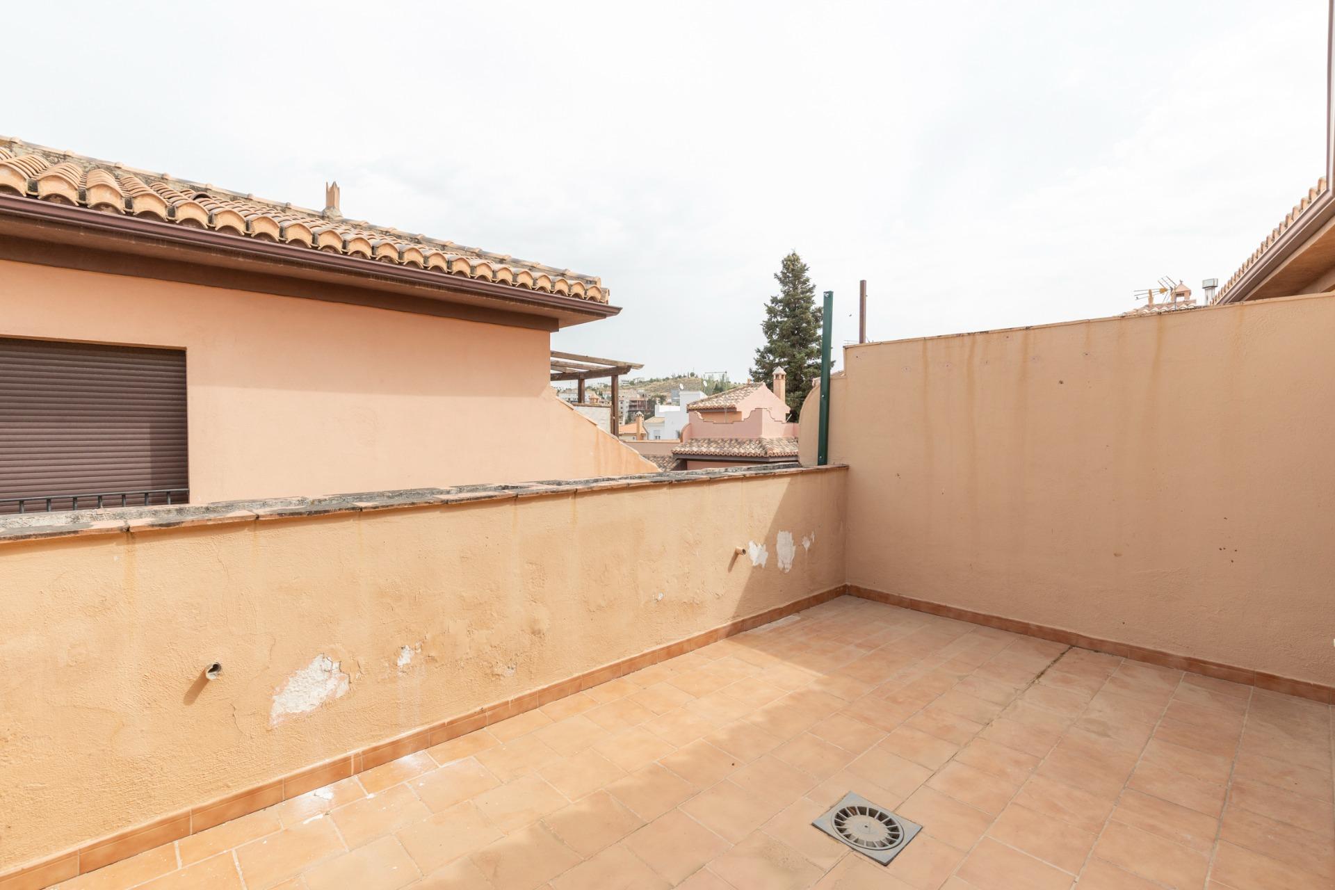 ESPECTACULAR TRIPLEX CON GARAJE Y TRASTERO EN MONACHIL - foto 21