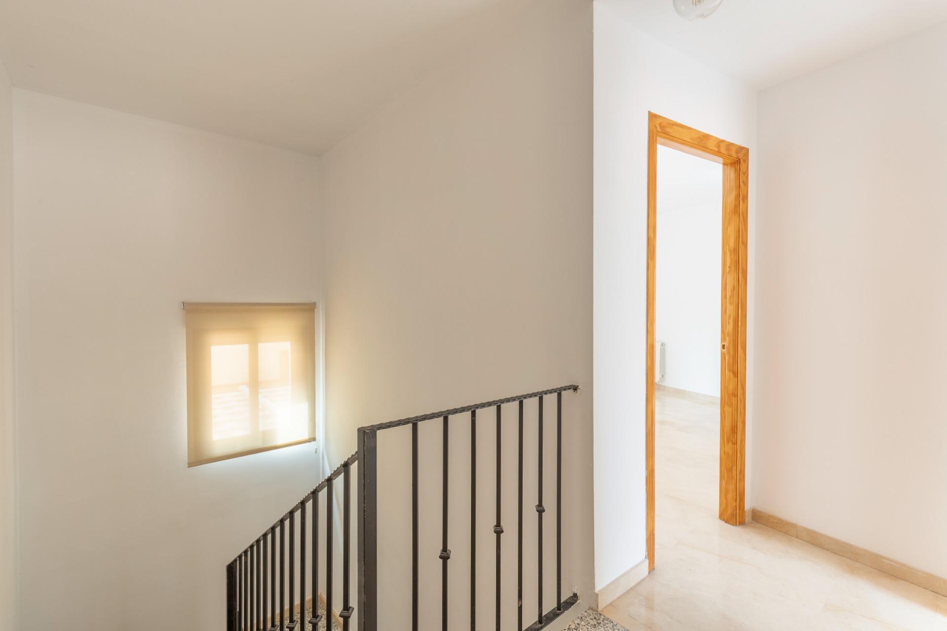 ESPECTACULAR TRIPLEX CON GARAJE Y TRASTERO EN MONACHIL - foto 32