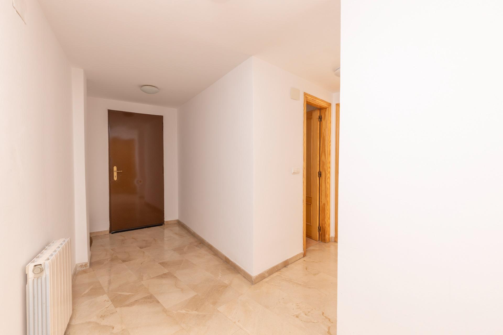 ESPECTACULAR TRIPLEX CON GARAJE Y TRASTERO EN MONACHIL - foto 36