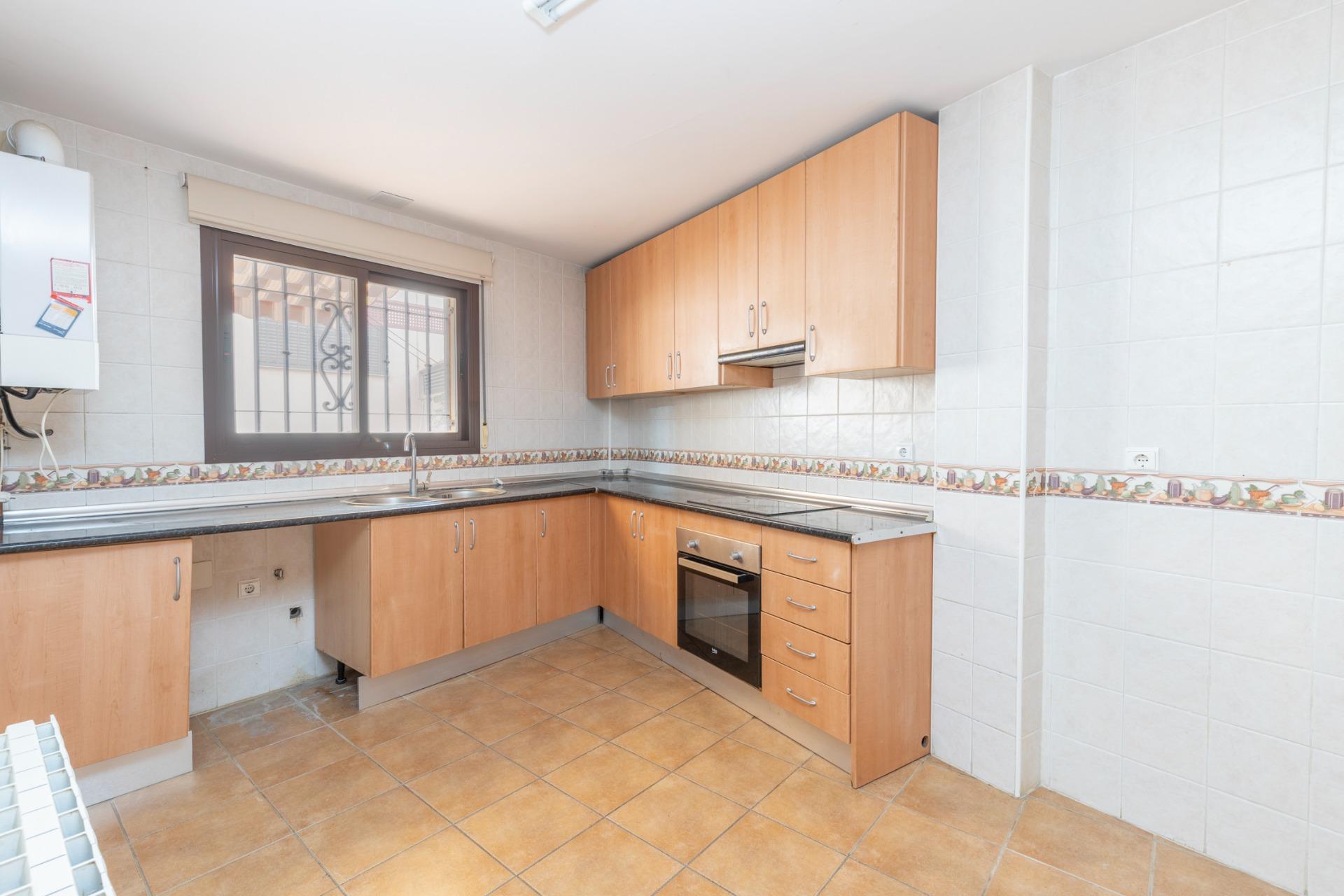 ESPECTACULAR TRIPLEX CON GARAJE Y TRASTERO EN MONACHIL - foto 10